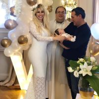 Vicky Xipolitakis renovó su matrimonio