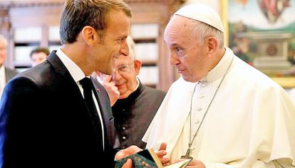 Líderes. Mientras que Francisco es la persona más confiable, Macron descendió en imagen.