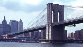 Según la base de datos IMdb, esta es la lista de escenarios que más usados, como Londres, el Barrio Gótico de Barcelona, la Universidad de Oxford, Estocolmo y Varsovia.