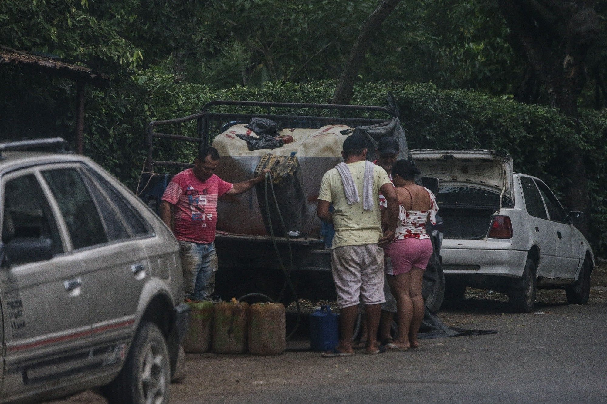 Fuel Smugglers Operate On Border As Maduro Blocks Aid 