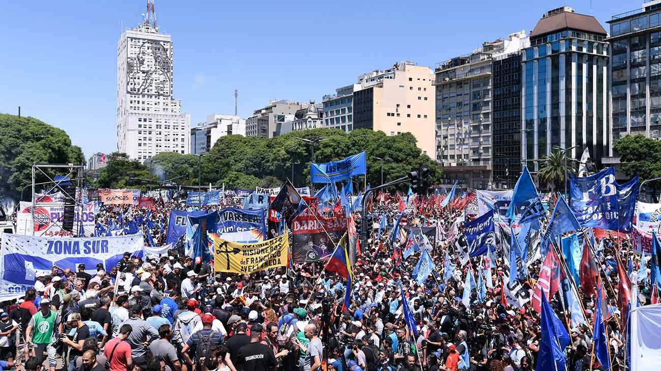 Organizaciones sociales marcharon en el centro porteño