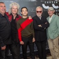 Queen junto a Rami Malek, el actor que personificó a Fredie Mercurydi