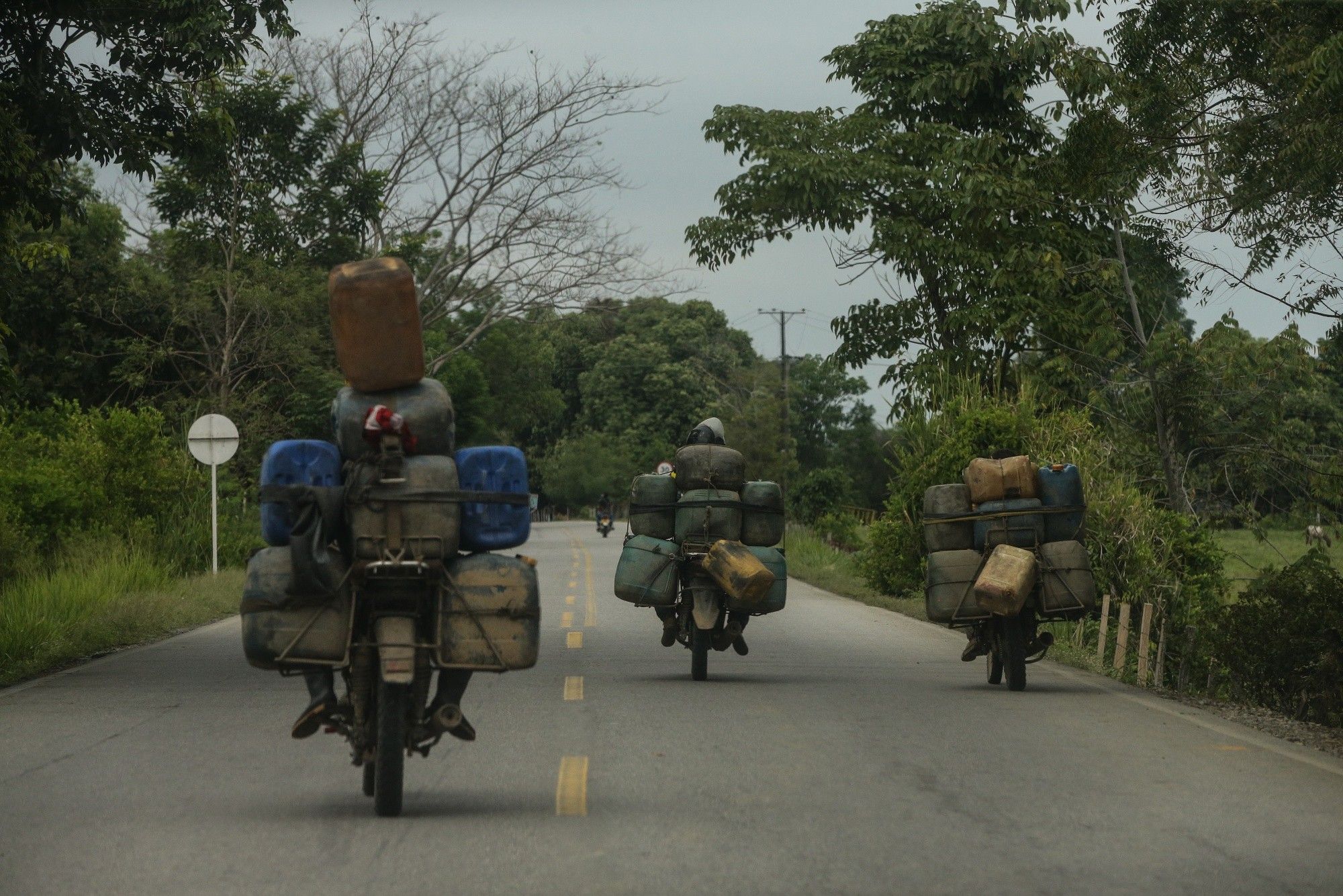 Fuel Smugglers Operate On Border As Maduro Blocks Aid 