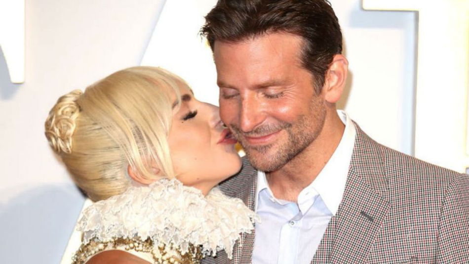  Lady Gaga se separó y especulan que salga con Bradley Cooper