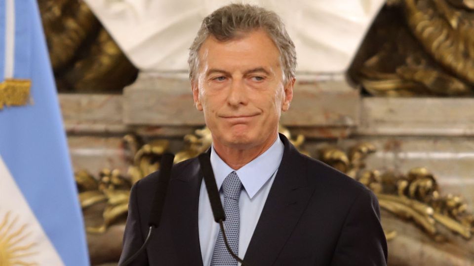 Parece como si el porvenir de nuestros odiados bonos argentinos que tanto nos hicieron sufrir dependiera netamente de la política.