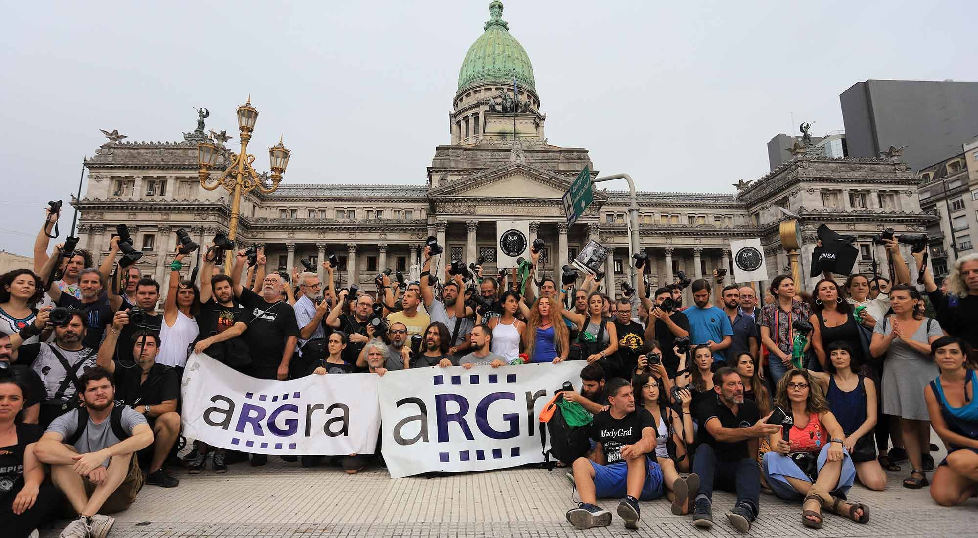 Diputados, gremios y organismos de DDHH lideraron el camarazo en el Congreso de la Nación.