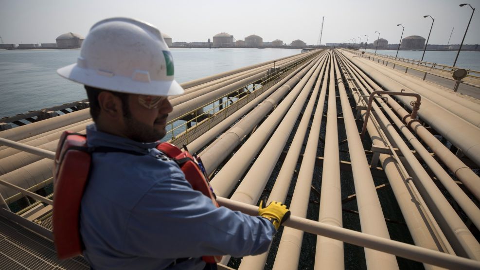 Saudis Are Said to Target U.S. With Sharp Oil Export Cut 