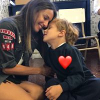 Pampita y Benjamín Vicuña juntos en el primer día de clases de sus hijos