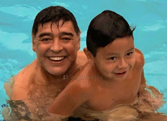 Diego Maradona y Dieguito Fernando.