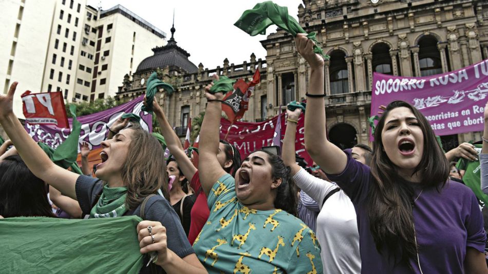 cesarea nena tucumana violada