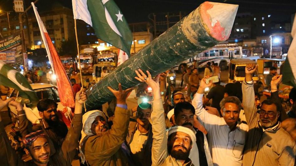 india y pakistan se preparan para la guerra