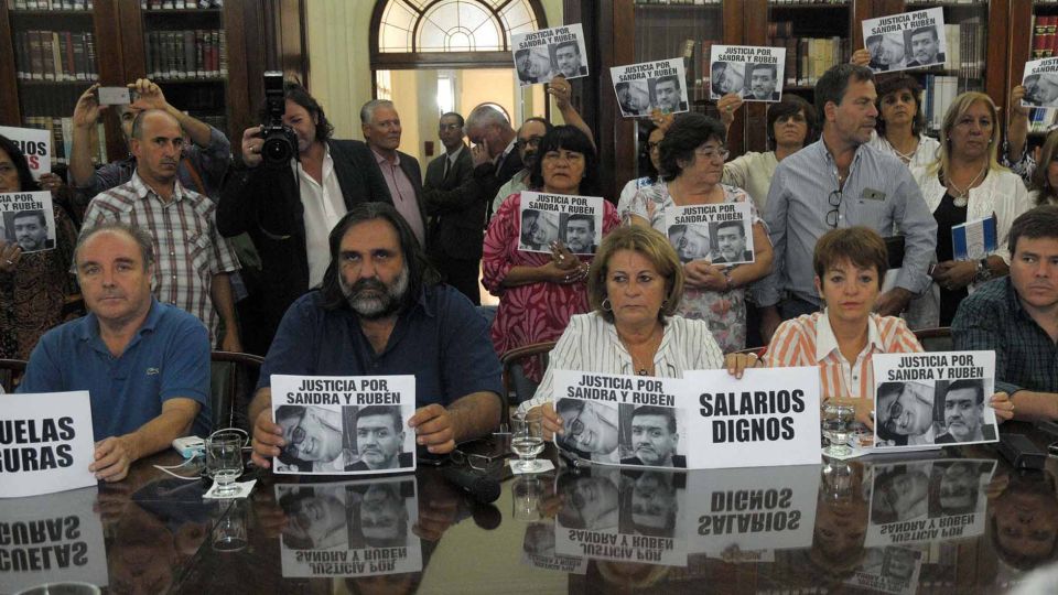 Los docentes bonaerenses rechazaron nueva oferta salarial y evaluarán si inician el ciclo lectivo