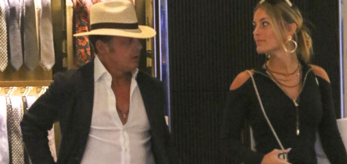 Caras Romance Hot Luis Miguel Y Su Novia De 19 Años De Paseo Por Buenos Aires 