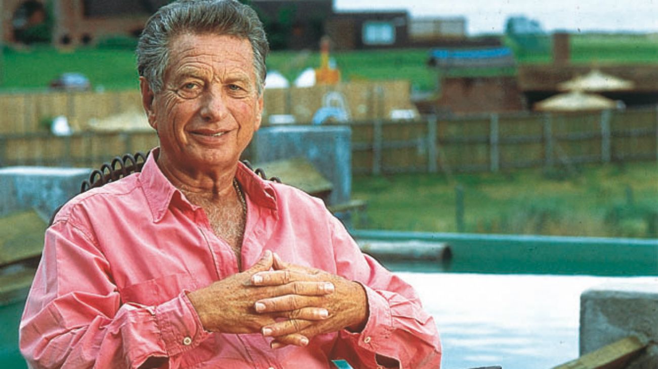 Franco Macri había nacido en Roma, Italia, el 15 de abril de 1930 y llegó a Buenos Aires a los 19 años, junto a dos hermanos. En Argentina ya estaba afincado Giorgio Macri, su padre, quien se había separado de su madre. 