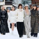 El último desfile de Lagerfeld para Chanel, con Mica Argarañaz a la cabeza.