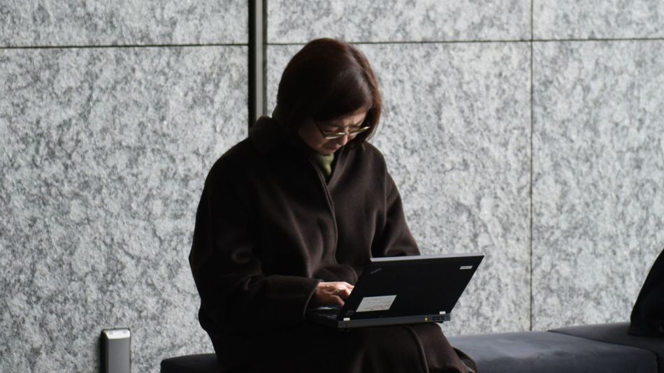 La mujer cada vez está más inserta en el mercado laboral