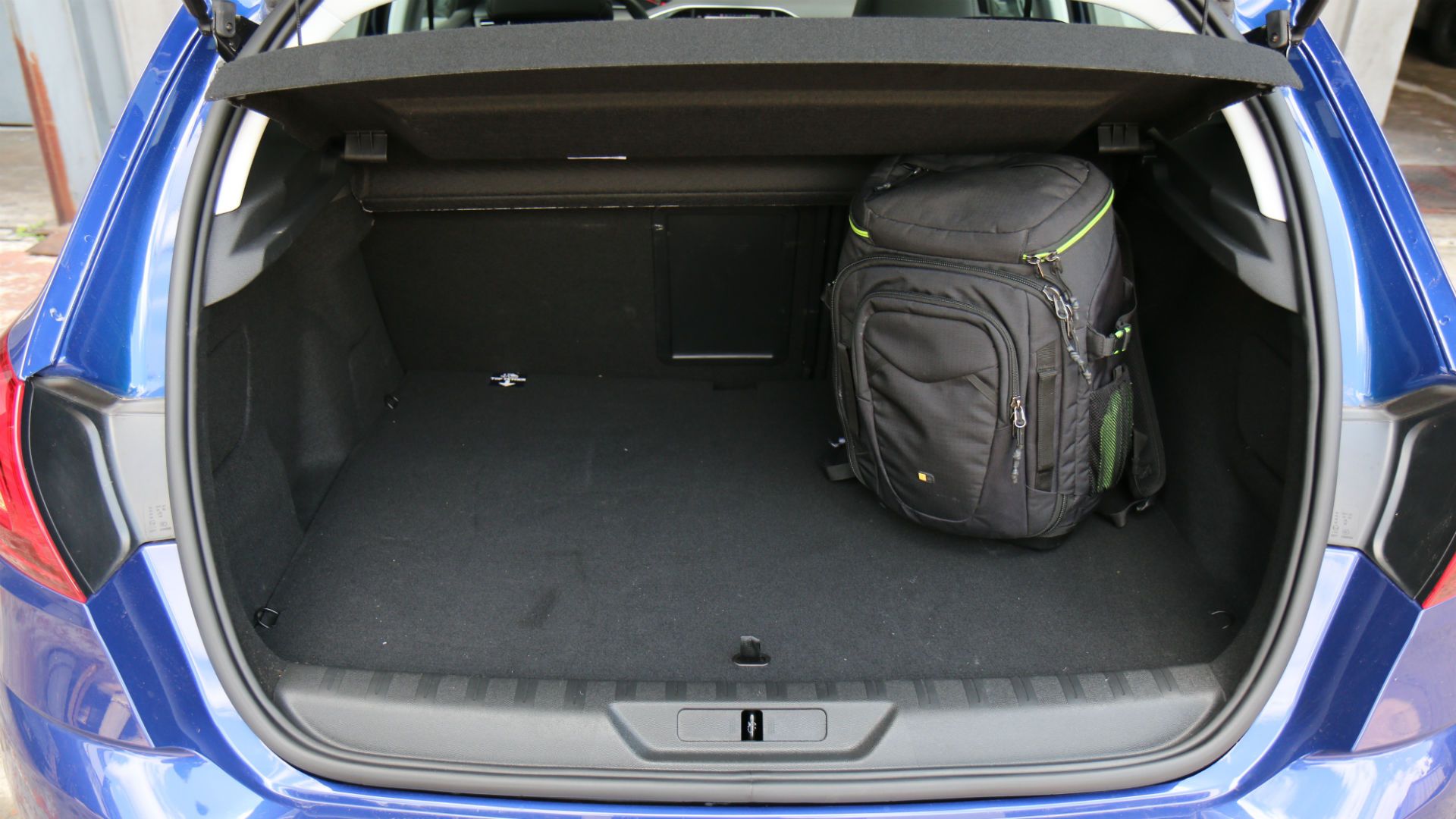 Peugeot 308, Interior y maletero