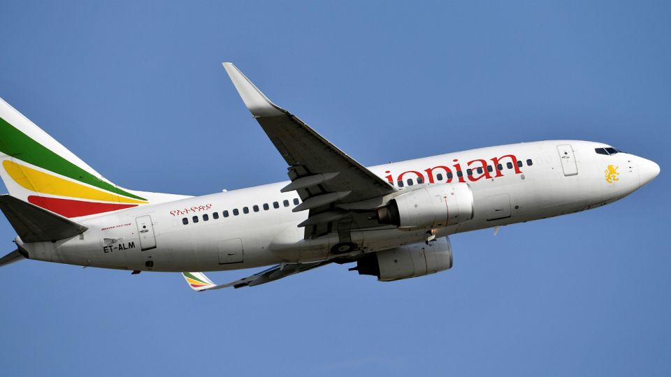 Tragedia área en Etiopía. 157 muertos tras estrellarse un Boeing 737.