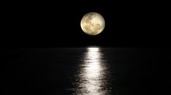 Luna agua g_20190312