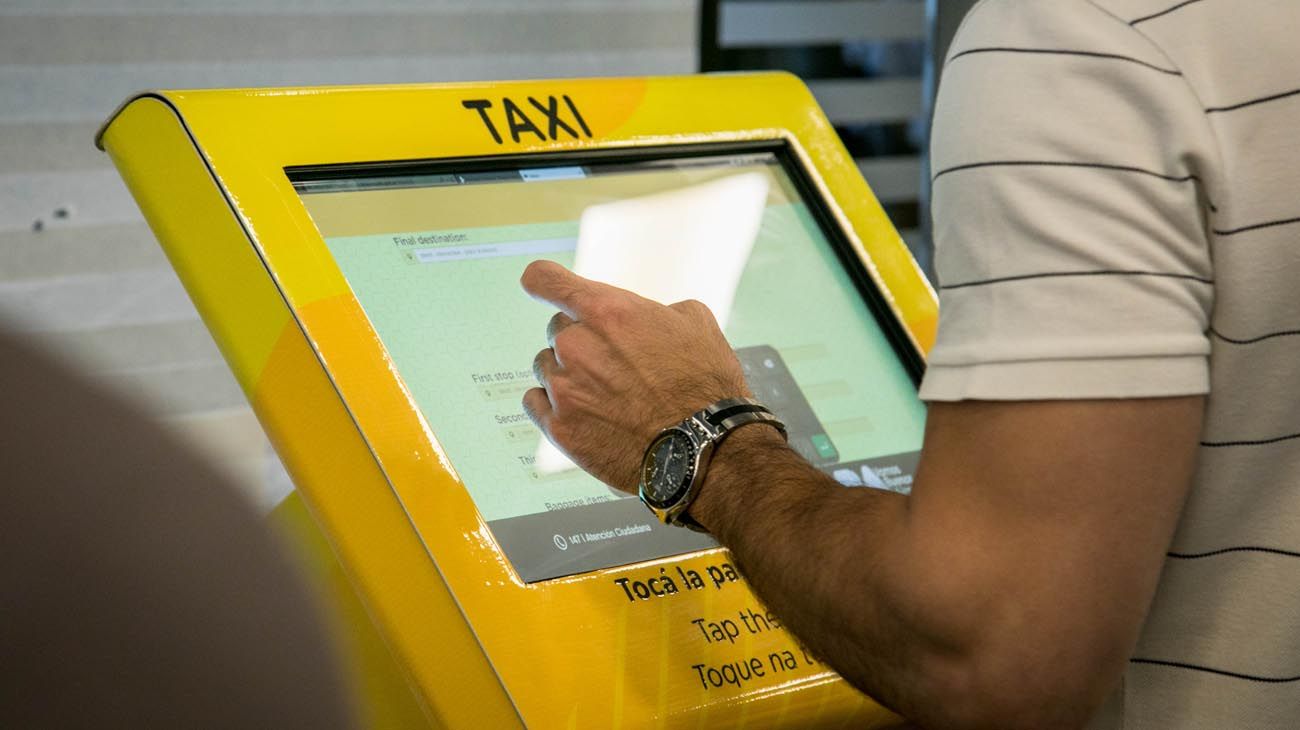 A partir de hoy la parada de taxis de Aeroparque contará con tarifa prefijada