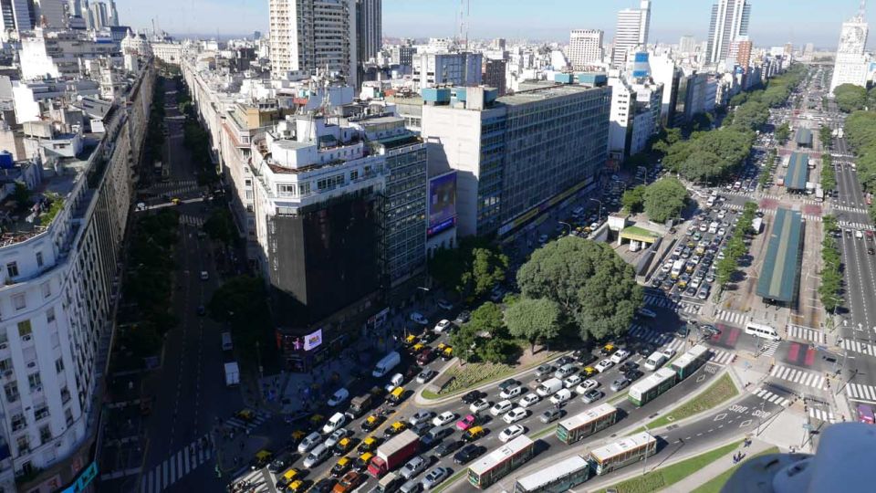 vista del interior del obelisco