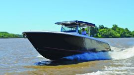 Herencia Custom Boat para disfrutar del aire libre.