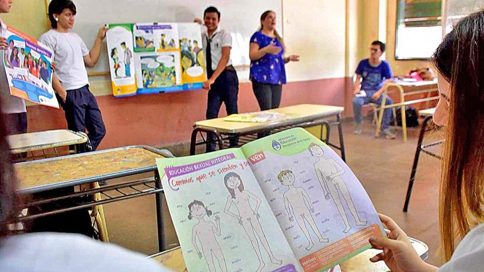 Temas. Una resolución del Consejo Federal de Educación determinó trabajar en el aula con ellos.
