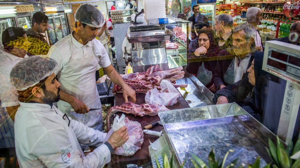 XXX FOOD QUEUES IN TEHRAN XXX FOR GOLNAR MOTEVALLI STORY