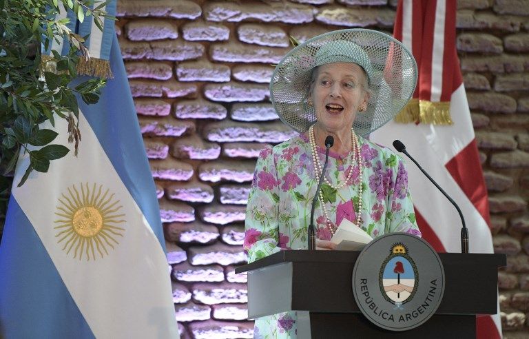 En la Casa Rosada, Margarita II fue recibida por el presidente Macri y Juliana Awada, quienes la invitaron a un almuerzo en el Museo del Bicentenario.