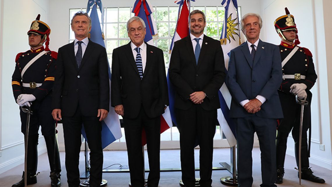 From left to right: President Mauricio Macri, Chilean President Sebastian Piñera, Paraguayan President Mario Abdo Benítez and Uruguayan President Tabaré Vázquez pose for a photo at the Olivos presidential residence in Buenos Aires province.