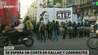Protesta en Corrientes y Callao.