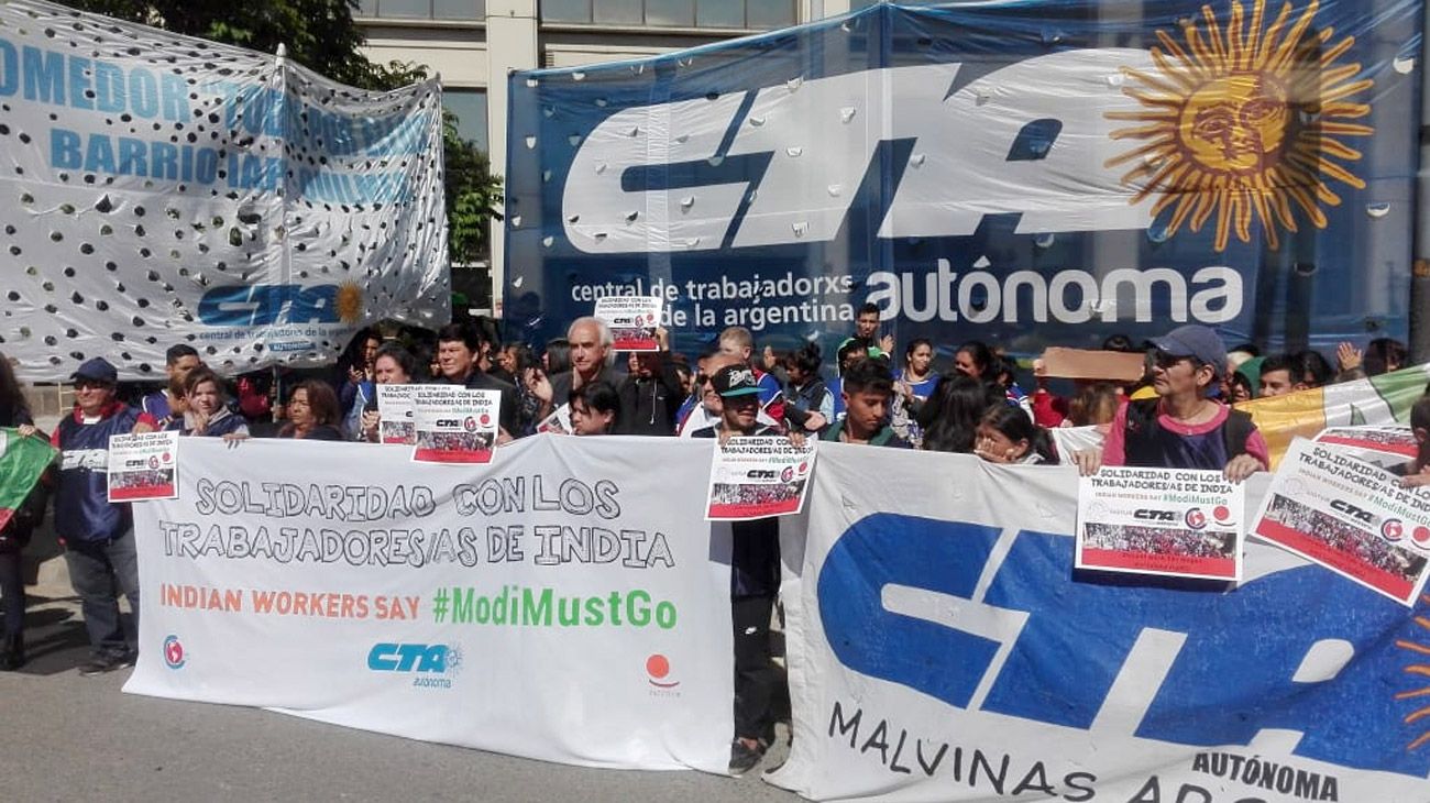 Protestan en Puerto Madero por los conflictos de trabajadores en India. 