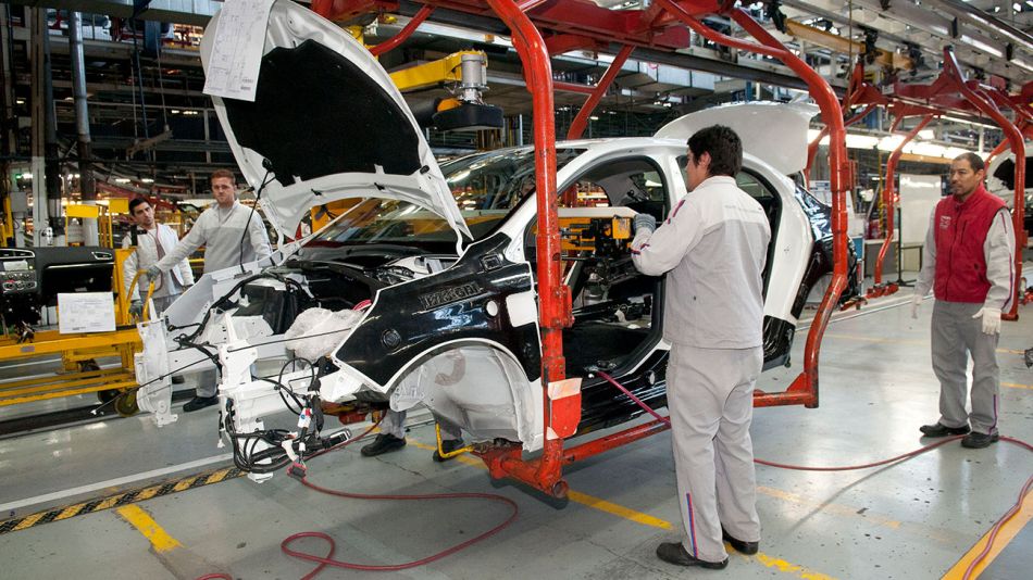fabrica-automotriz-21032019
