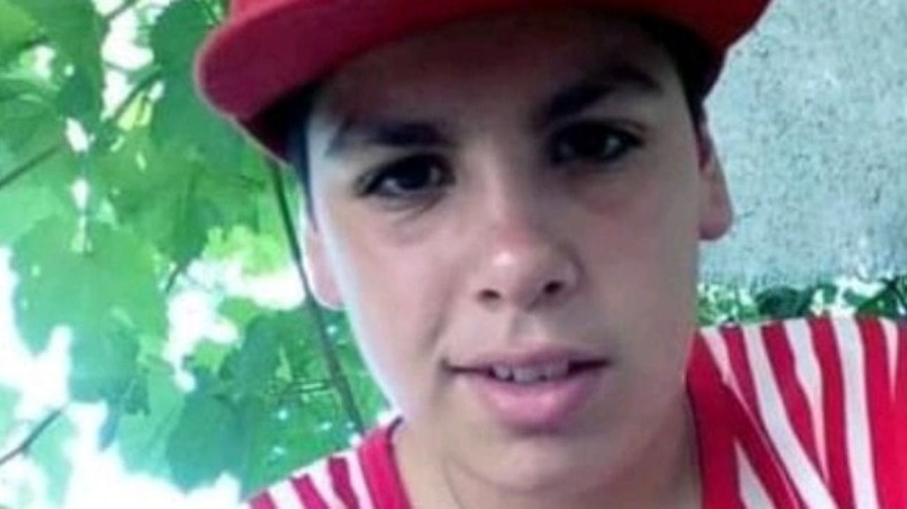 Luca Aranda tenía 17 años y fue embestido por un tren de la línea Roca en Glew.