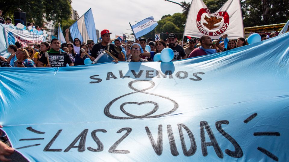 23_03_2019 pañuelos celestes