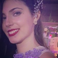 Vicky, la hija de Mónica Ayos y Diego Olivera celebró sus soñados 15.