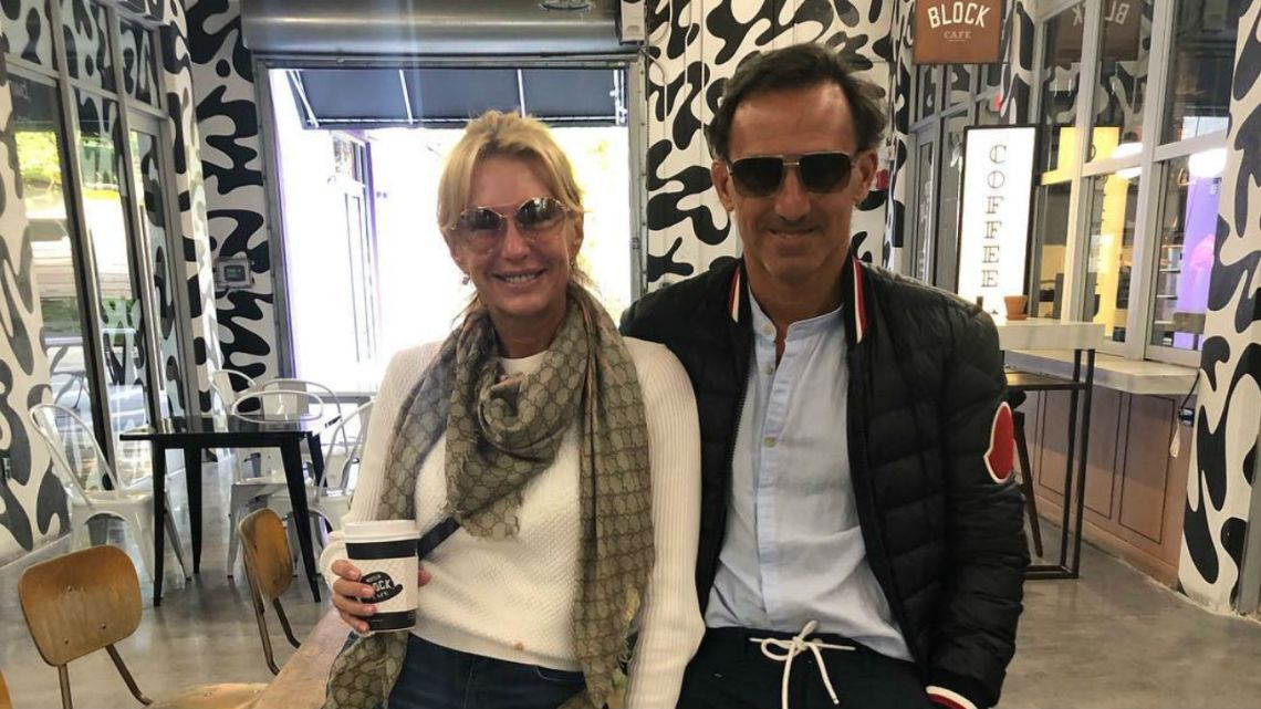 El bizarro video en el que Diego Latorre le canta a Yanina