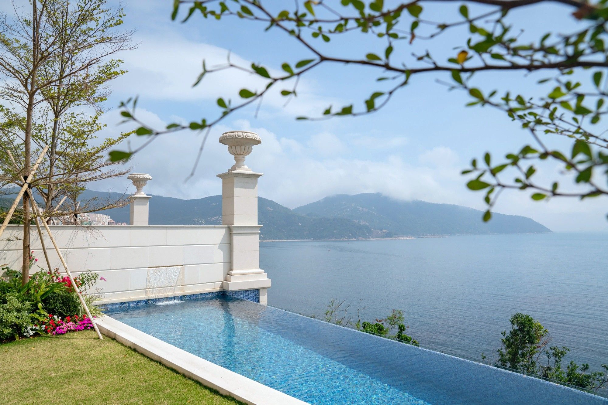 Ready-to-Move-In Mansions for Just $75 Million in Hong Kong