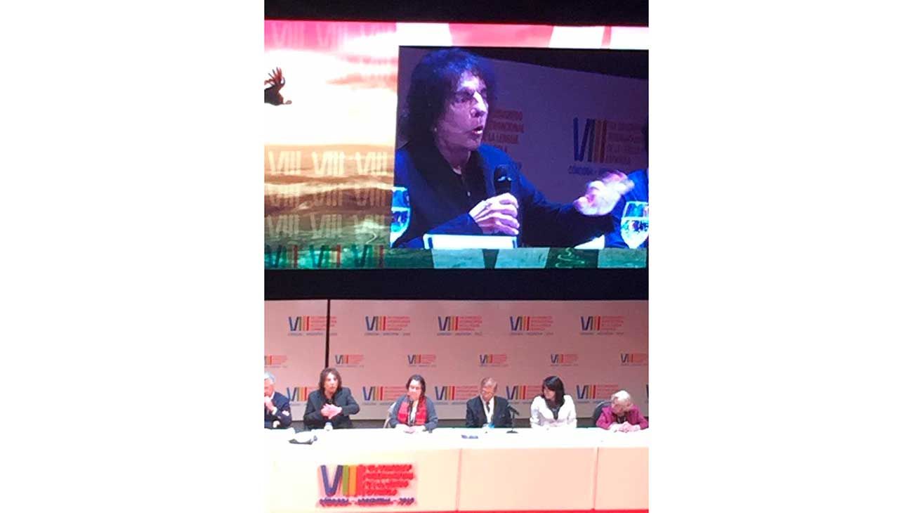 Alejandro Dolina en el VIII Congreso Internacional de la Lengua Española