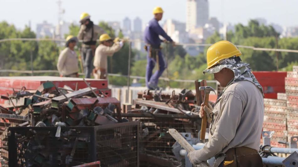 20190328 Trabajadores de la industria de la construccion