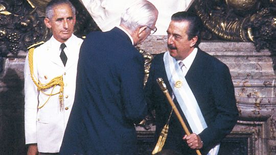Asunción. Raúl Alfonsín sintió que era su gran desafío político.
