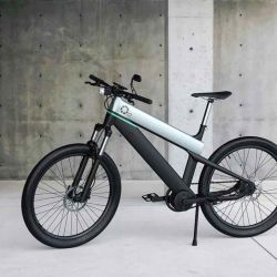 La Fluid-1 es una bicicleta eléctrica de pedaleo asistido con una llamativa autonomía de 200 kilómetros.