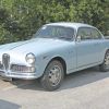 La bella máquina Alfa Romeo Giulietta Sprint de 1961, obra del gran ingeniero austriaco. 