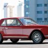 Sobre estas líneas, uno de los cinco FNM Onca que existen. De gran parecido con el Ford Mustang de 1964, no vio la luz por la gran cantidad de cambios que exigieron en Alfa para mejorar su calidad.