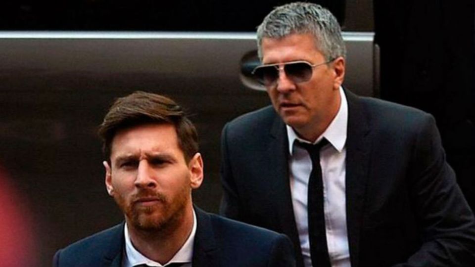 Jorge Messi junto a su hijo Lionel.