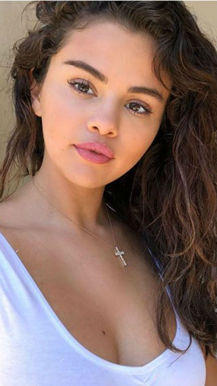 Selena tuvo 10 millones de likes con su foto al natural