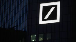 Deutsche Bank's Trading Unit Said Key for ECB in Deal Talks (1)