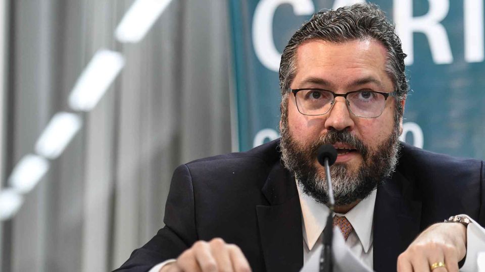 Visita Buenos Aires Ernesto Araujo, canciller de Brasil
