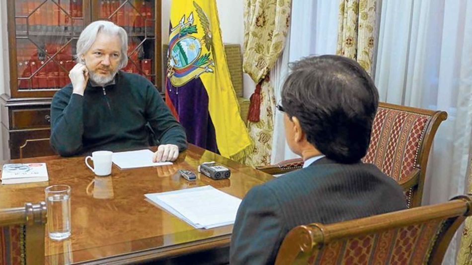 Julian Assange 04112019