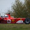 Año 2004. Carlos Reutemann, probando una Ferrari F2004 en Maranello.